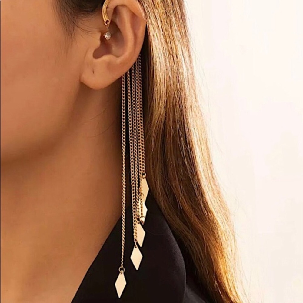 ⚜️𝟯𝟬%𝗢𝗙𝗙 𝗯𝘂𝗻𝗱𝗹𝗲𝘀 𝟯+⚜️ NEW Long Tassel Single Cuff Earring